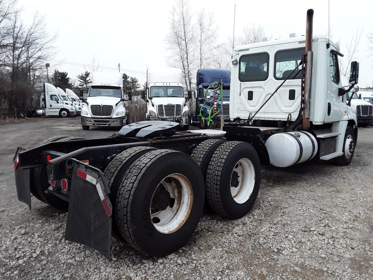 2014 Freightliner/Mercedes CASCADIA 125 542507