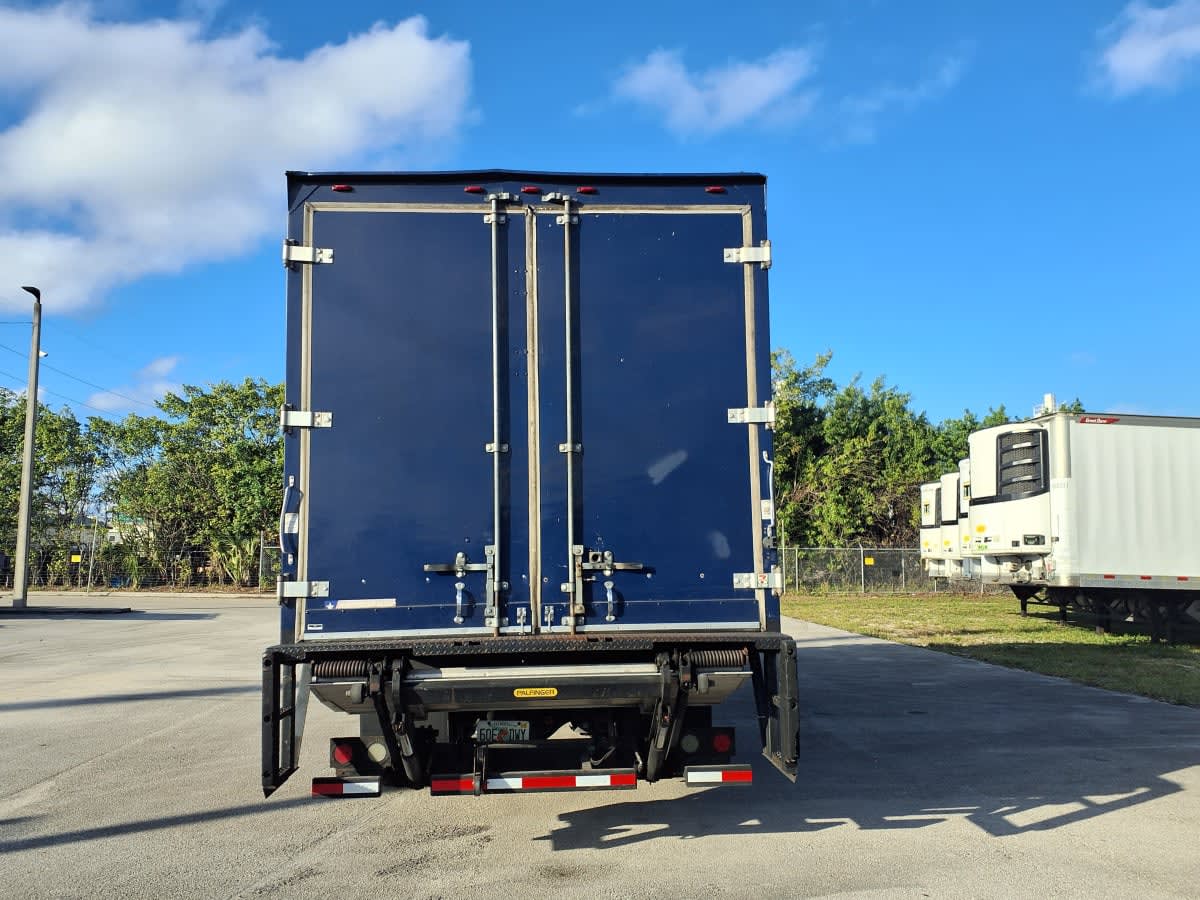 2014 Freightliner/Mercedes M2 106 542918