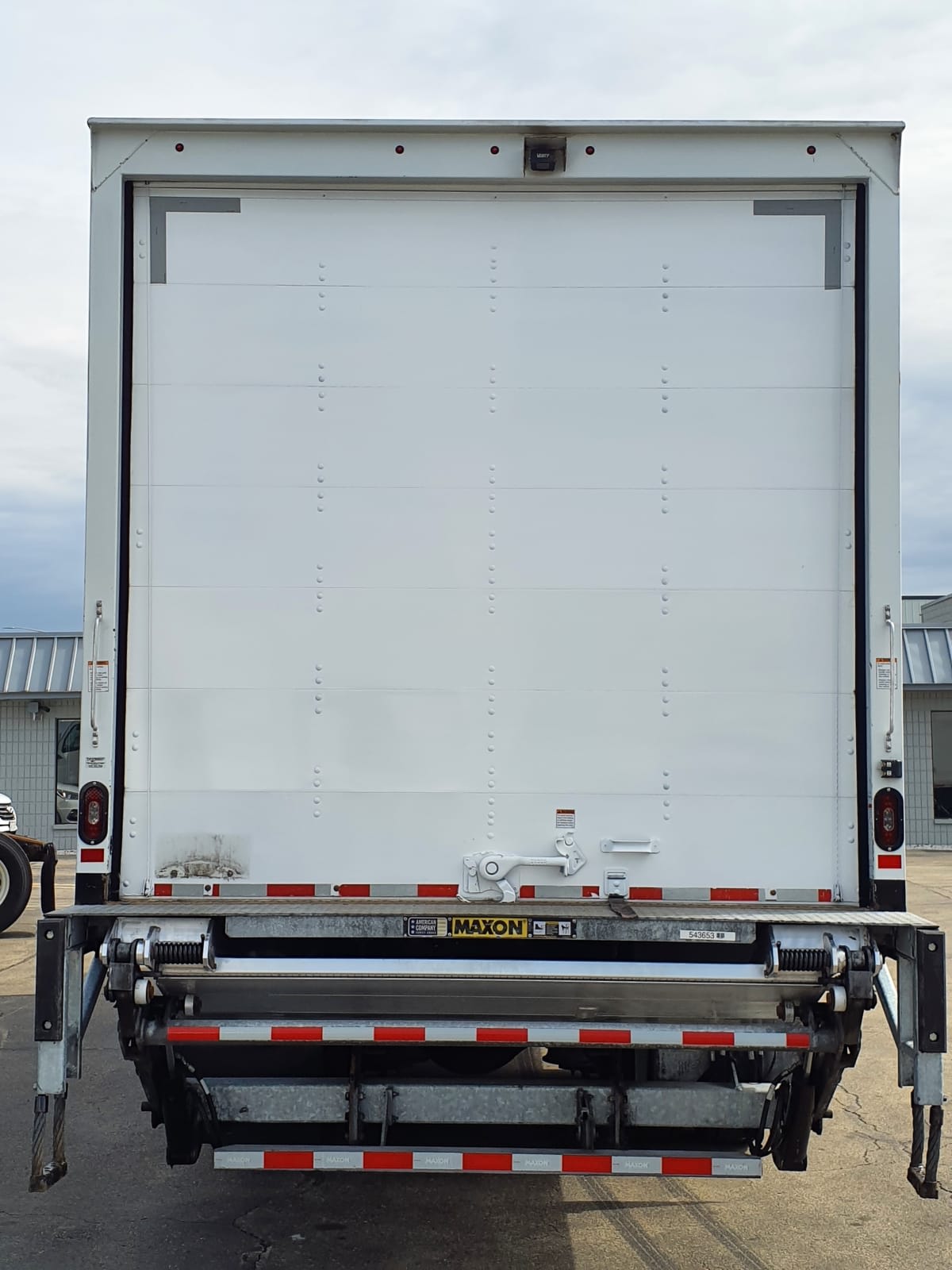 2022 Freightliner/Mercedes M2 106 543653
