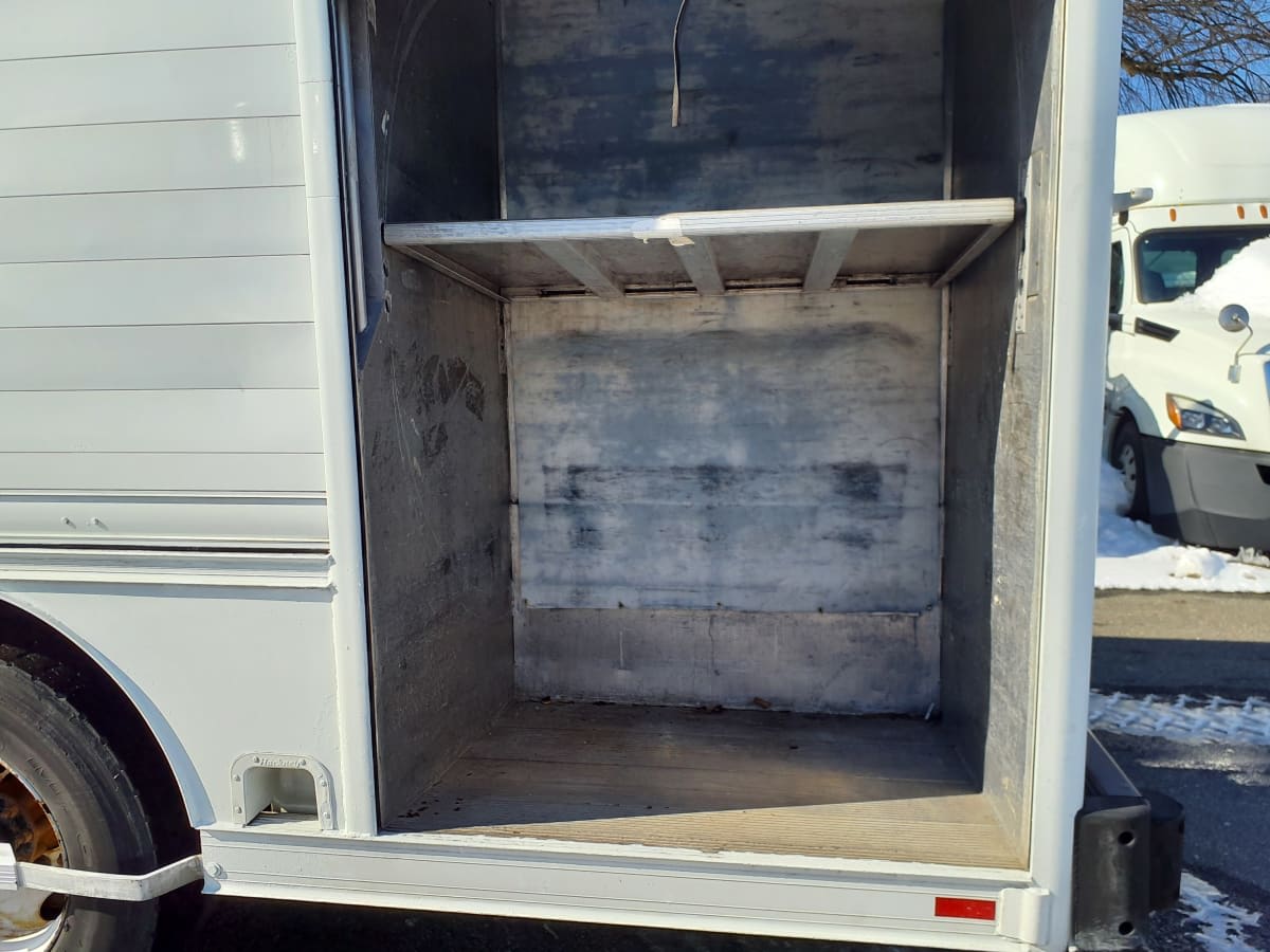 2014 Freightliner/Mercedes M2 106 543687