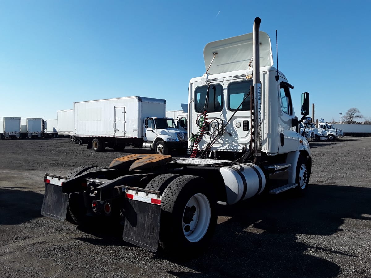 2014 Freightliner/Mercedes CASCADIA 113 545237