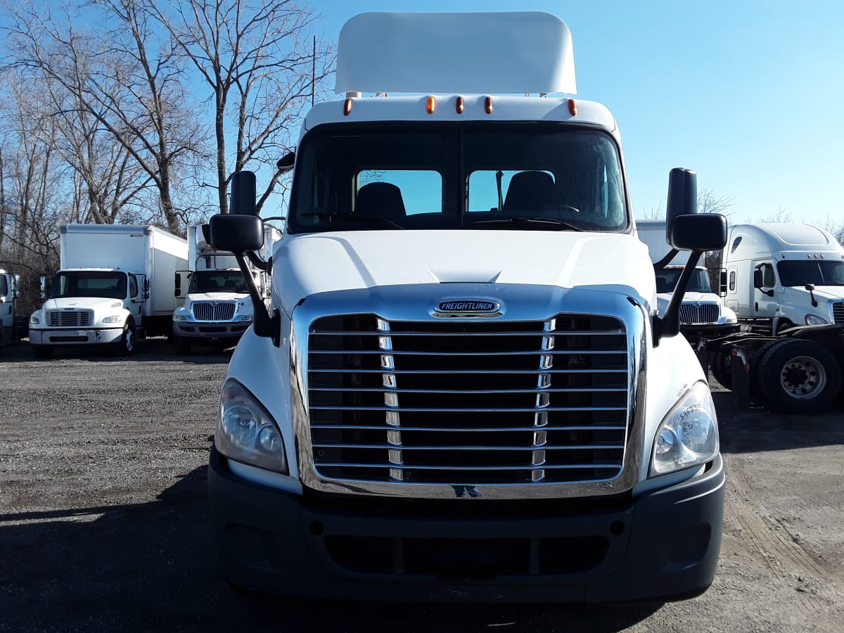 2014 Freightliner/Mercedes CASCADIA 113 545237