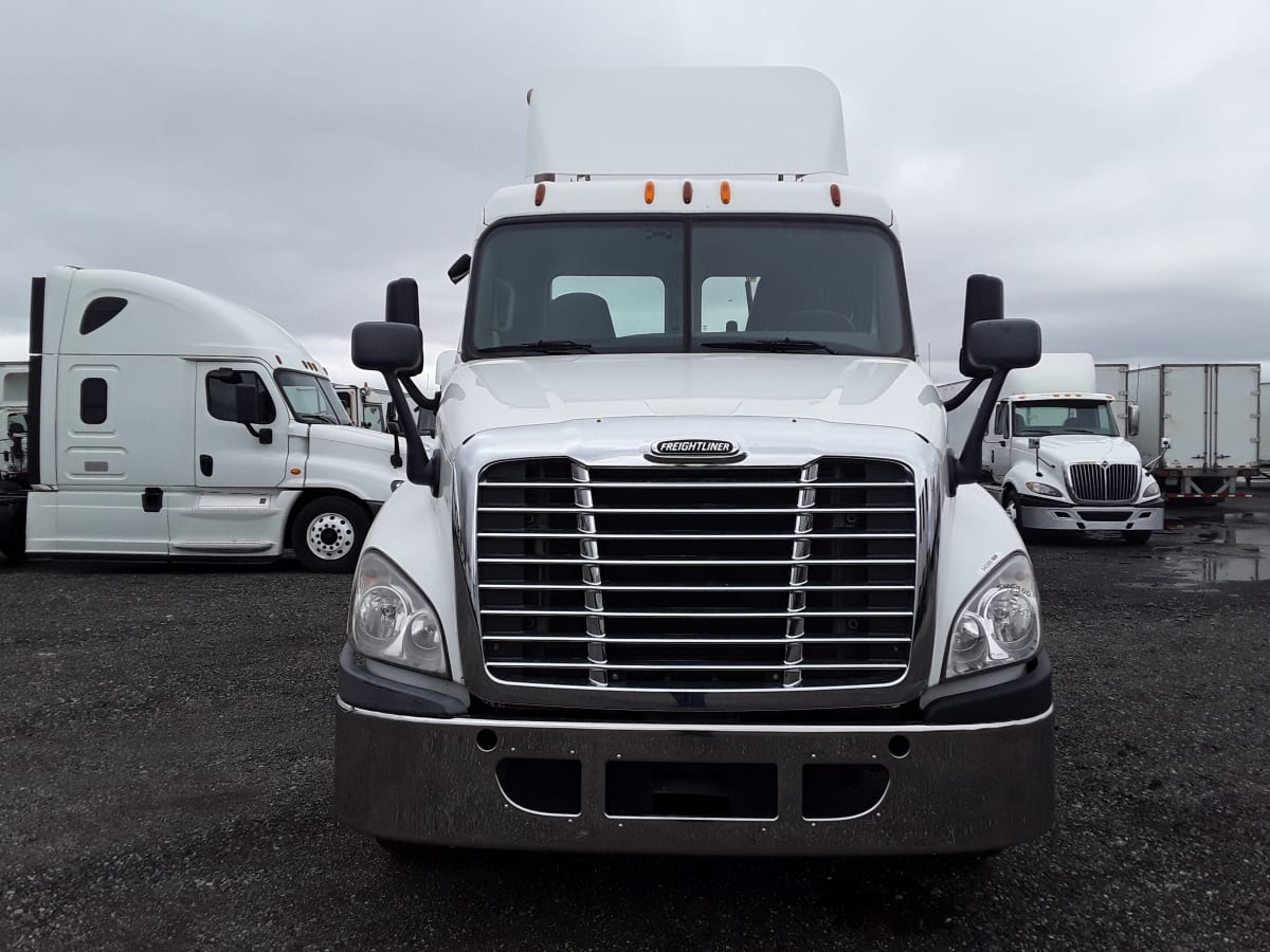 2014 Freightliner/Mercedes CASCADIA 125 545300