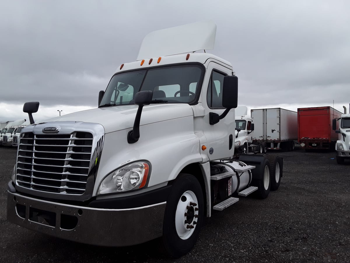 2014 Freightliner/Mercedes CASCADIA 125 545300