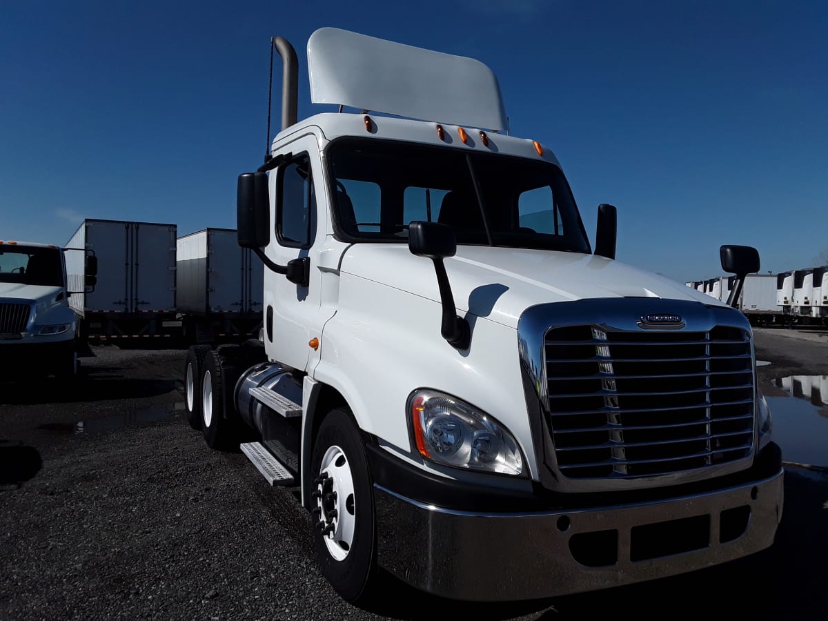 2014 Freightliner/Mercedes CASCADIA 125 545304