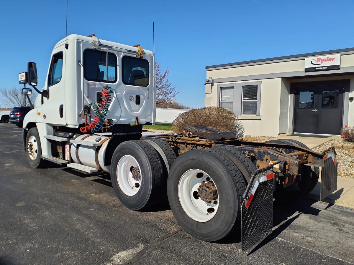 2014 Freightliner/Mercedes CASCADIA 125 545474