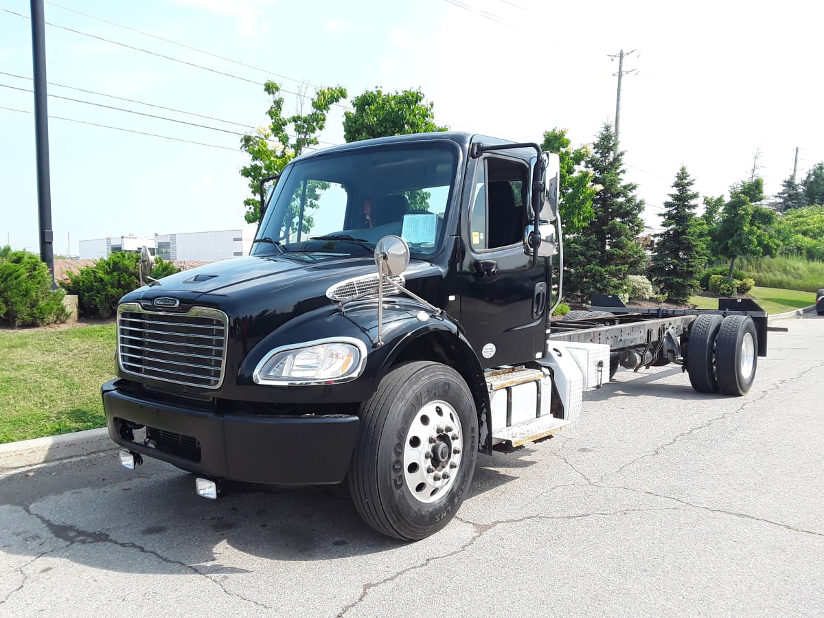 2014 Freightliner/Mercedes M2 106 545686