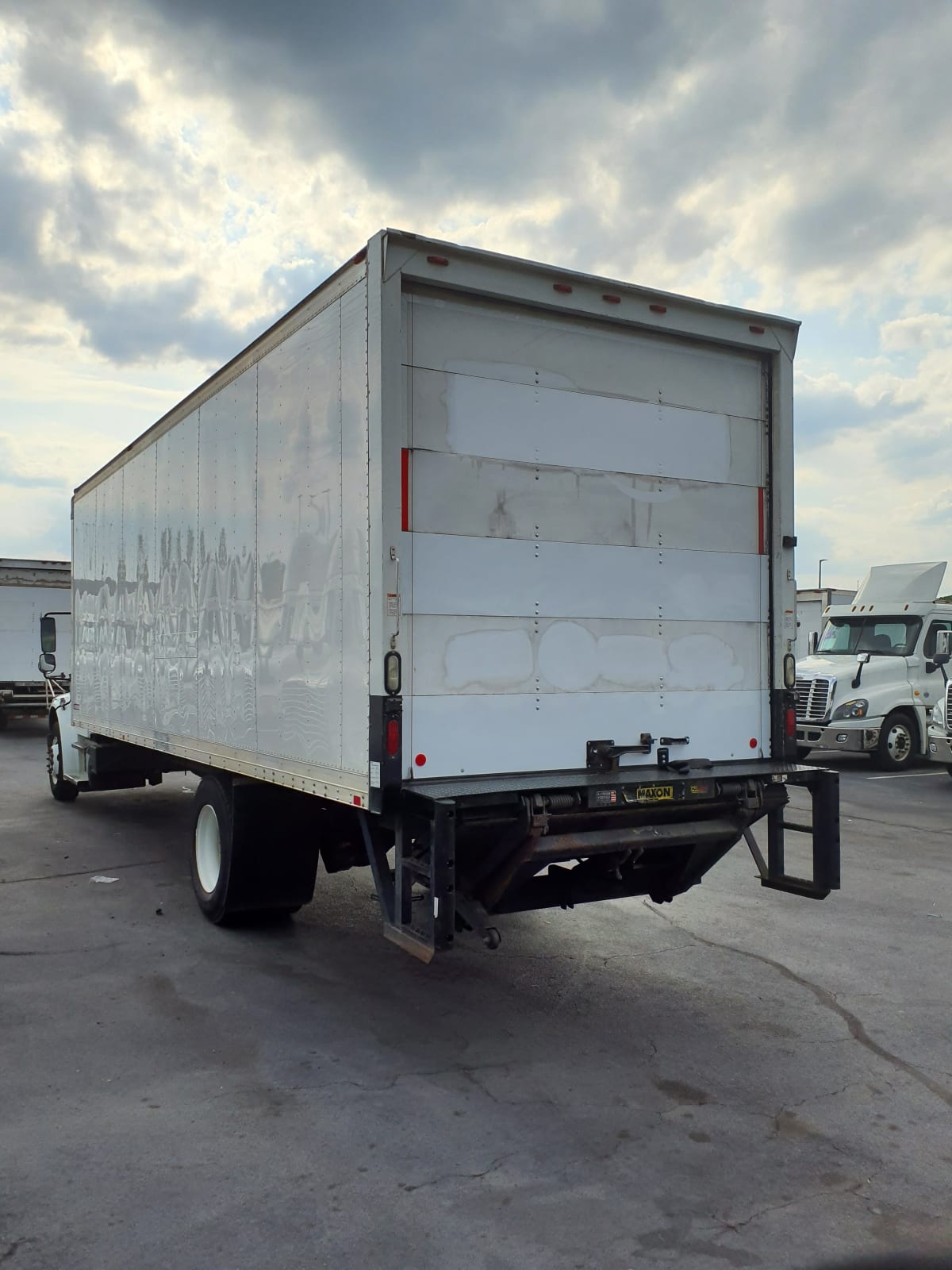 2014 Freightliner/Mercedes M2 106 545751