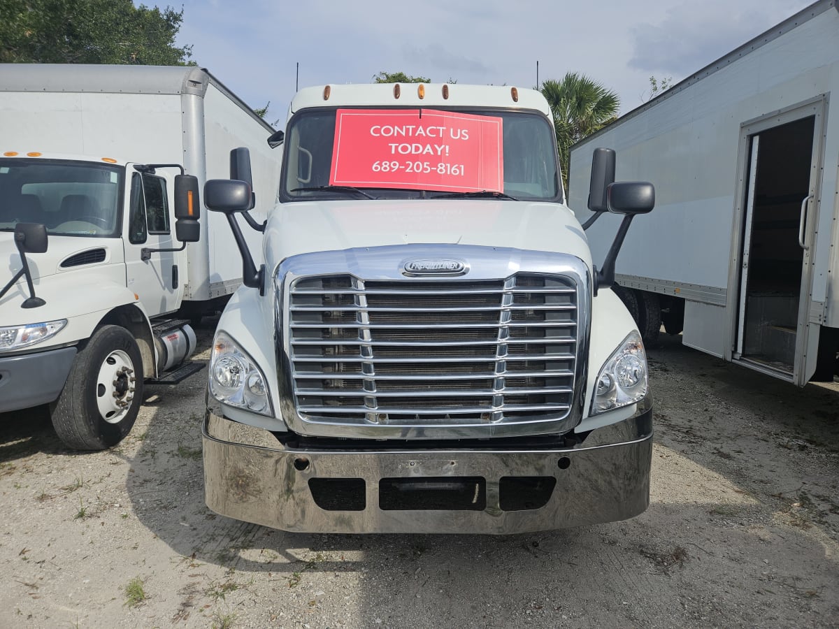2014 Freightliner/Mercedes CASCADIA 125 545793