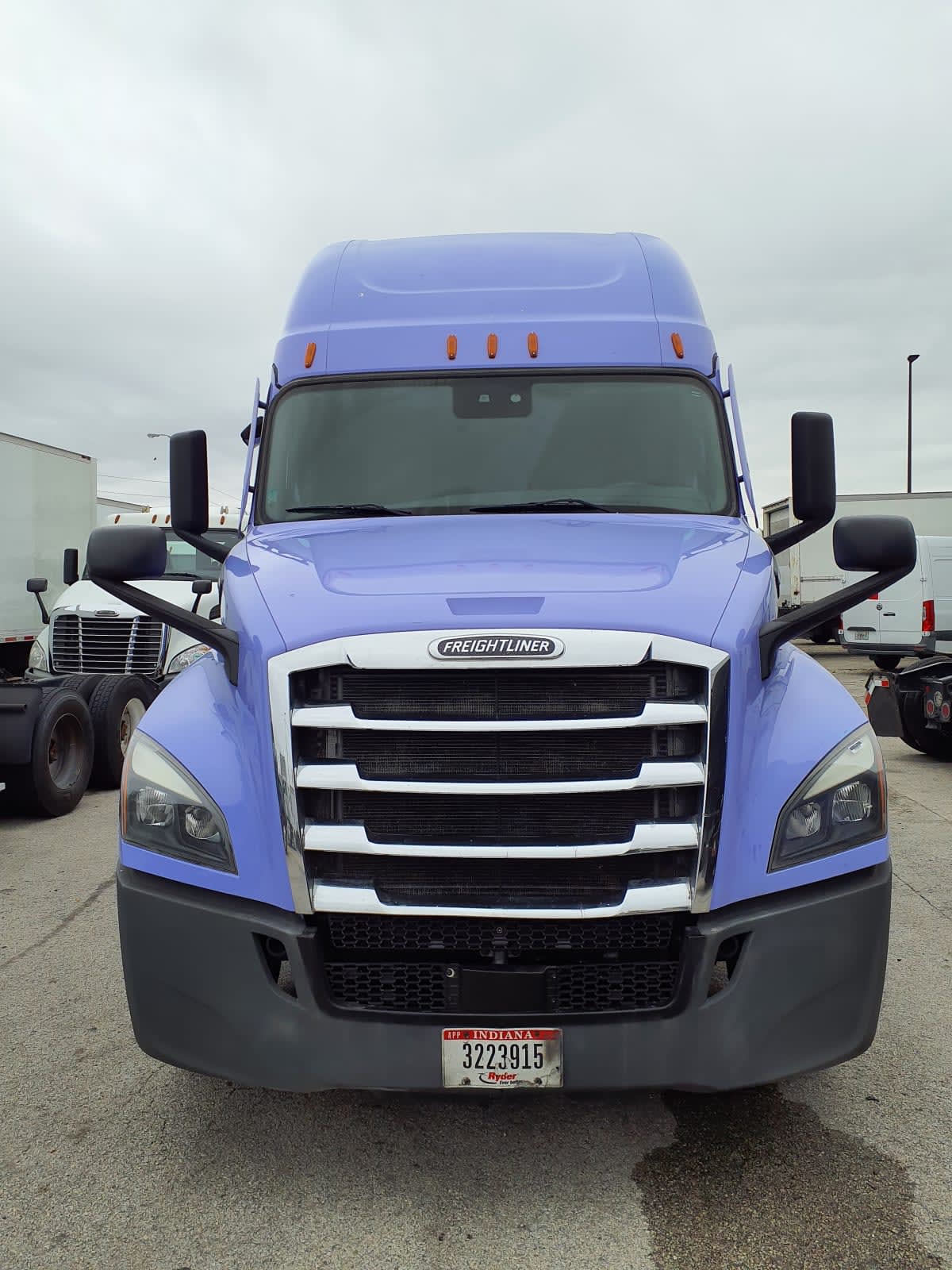 2022 Freightliner - image 2