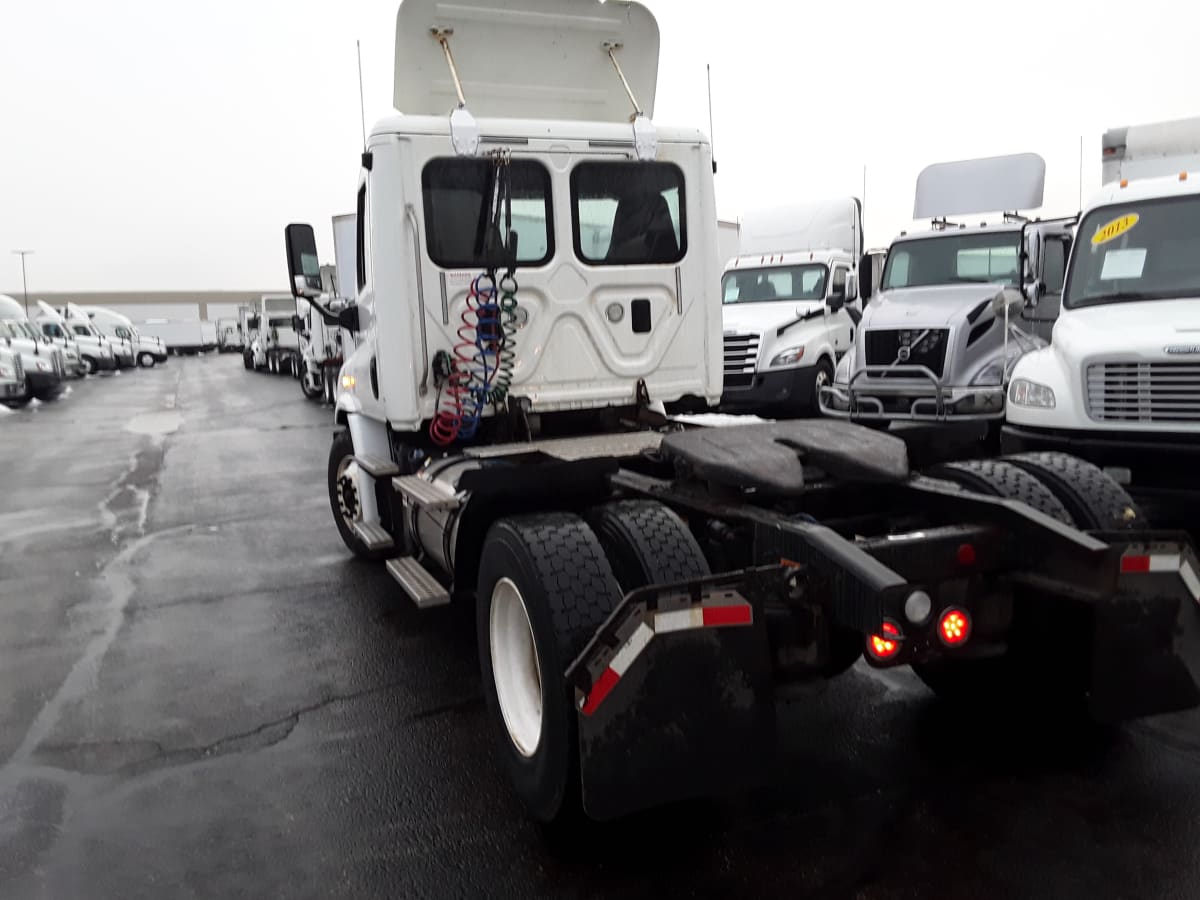 2014 Freightliner/Mercedes CASCADIA 113 546142