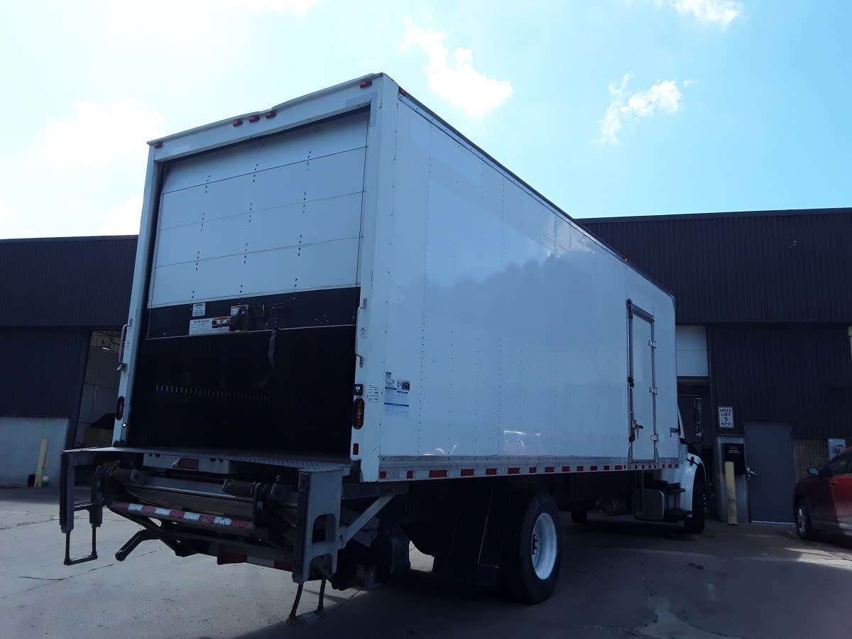 2022 Freightliner M2 106 in Kansas City, MO — photo 5