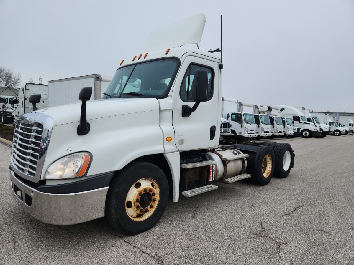 2014 Freightliner/Mercedes CASCADIA 125 547056