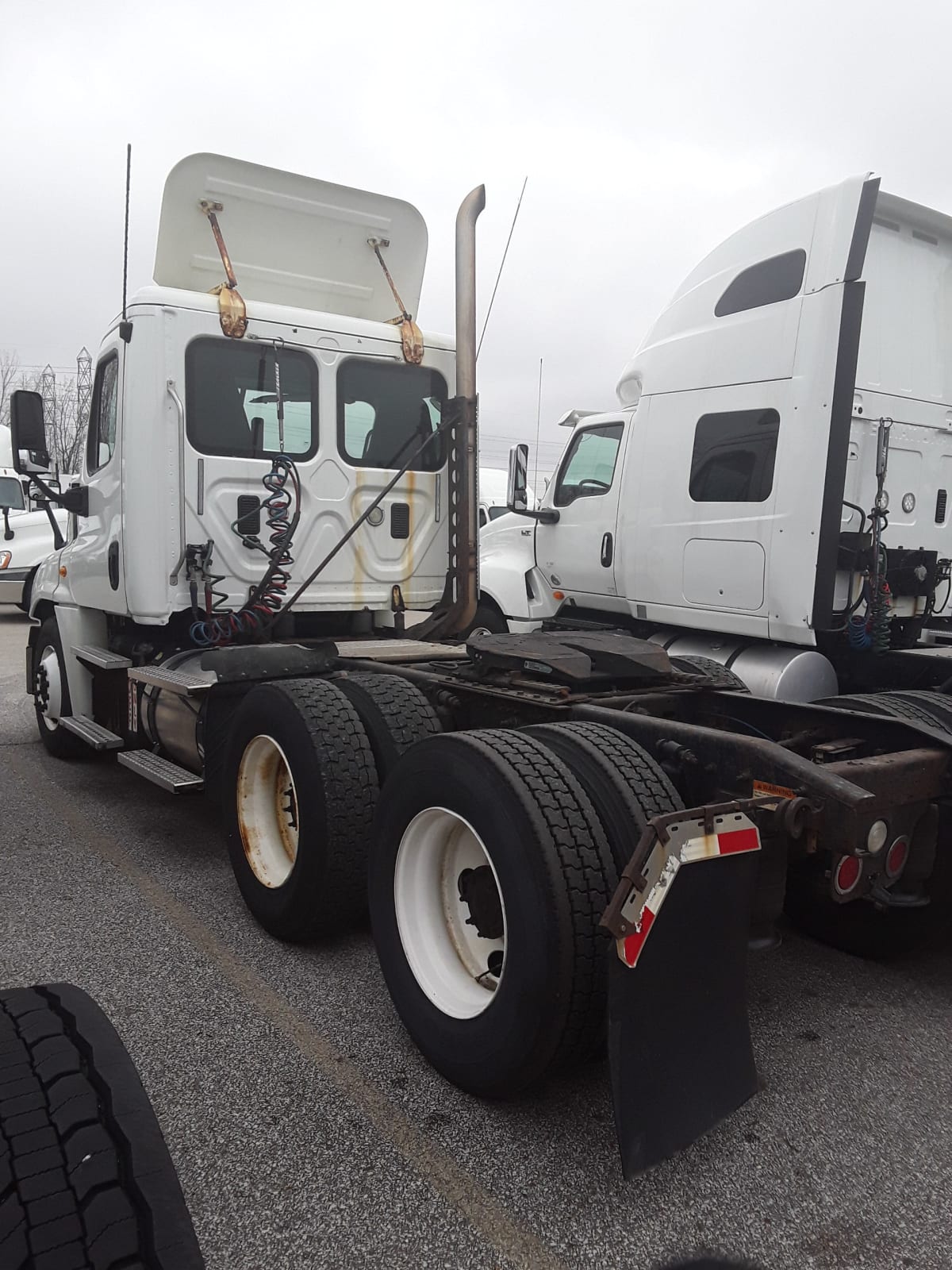 2014 Freightliner/Mercedes CASCADIA 125 547058