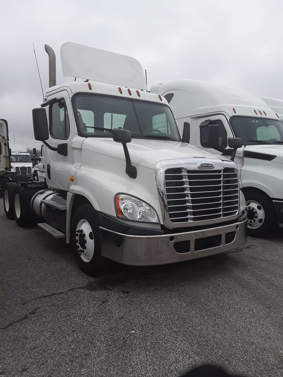 2014 Freightliner/Mercedes CASCADIA 125 547058