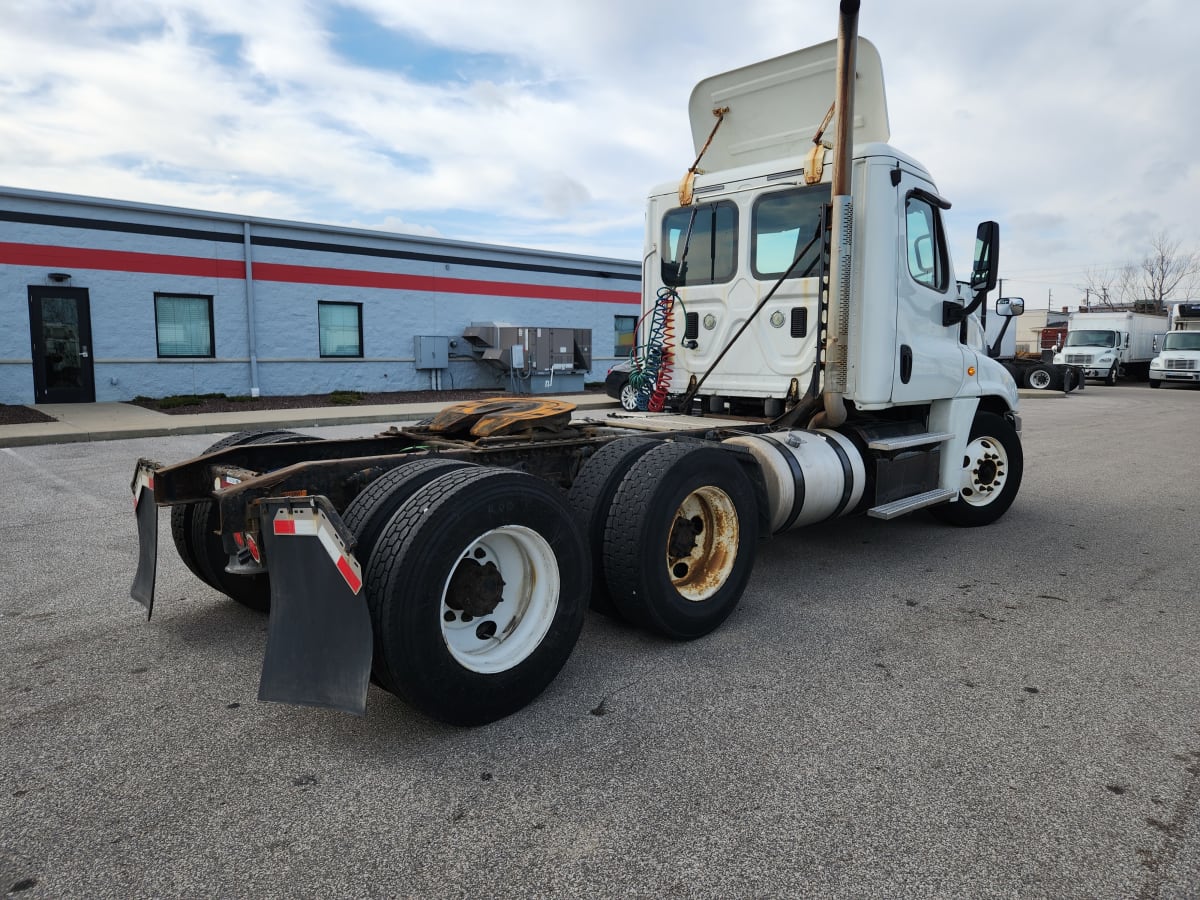 2014 Freightliner/Mercedes CASCADIA 125 547060