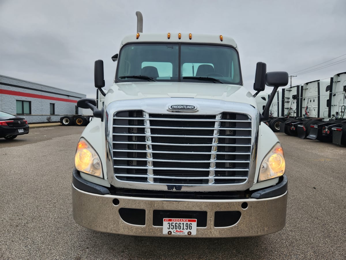 2014 Freightliner/Mercedes COLUMBIA 120 547064