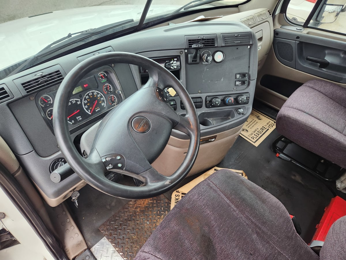 2014 Freightliner/Mercedes COLUMBIA 120 547064