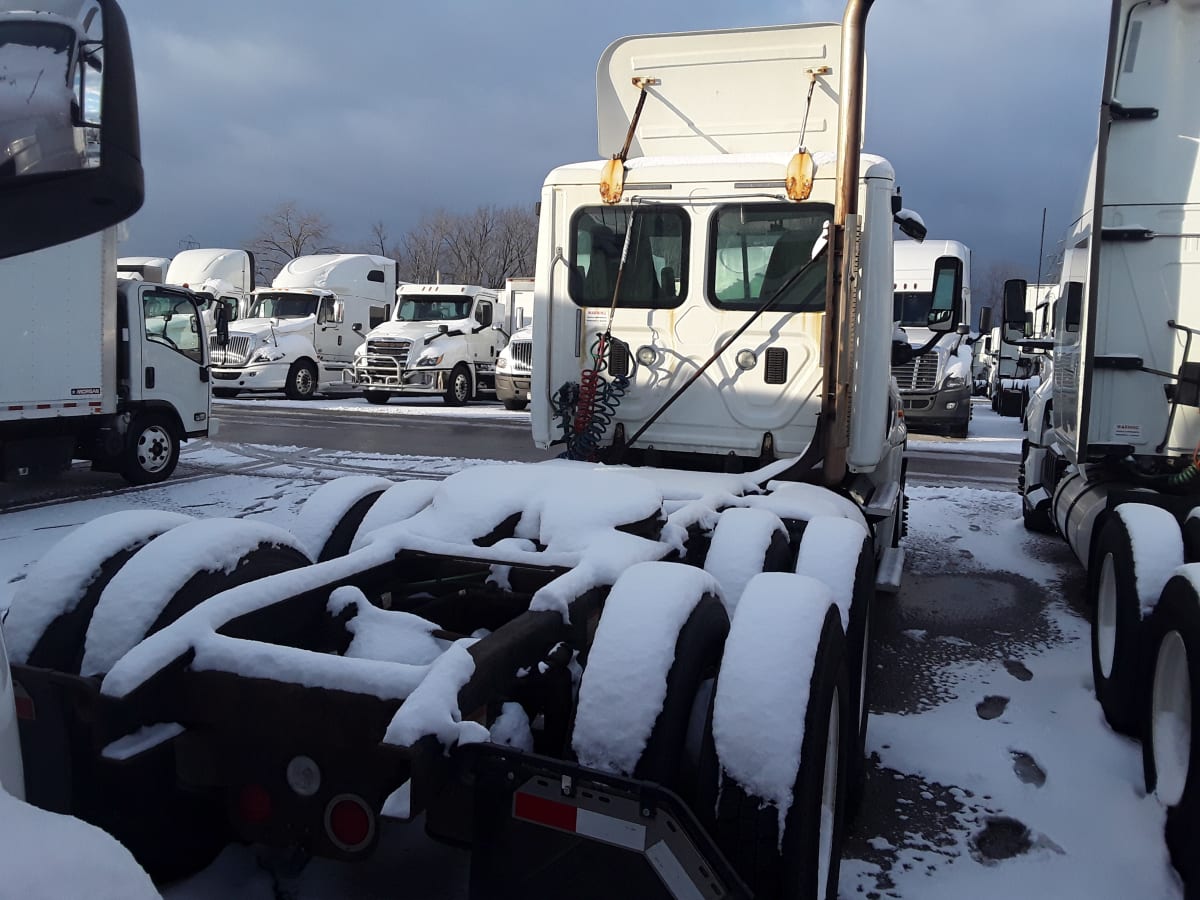 2014 Freightliner/Mercedes CASCADIA 125 547066