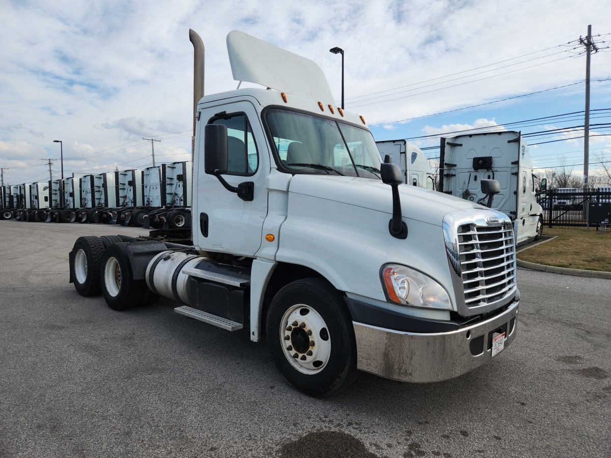 2014 Freightliner/Mercedes CASCADIA 125 547067