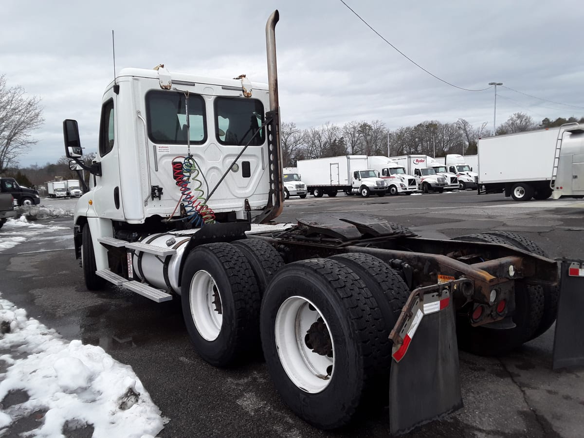 2014 Freightliner/Mercedes CASCADIA 125 547072