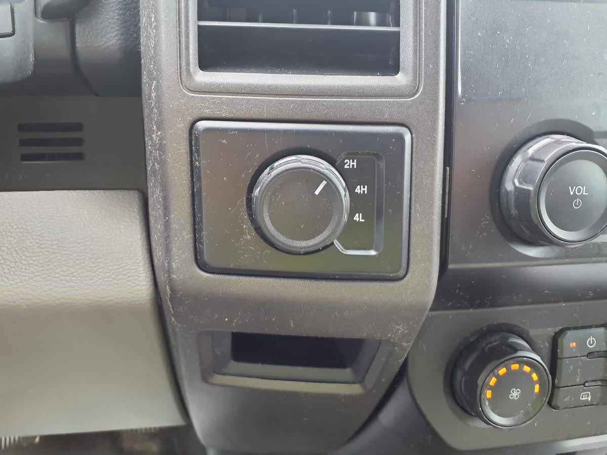 2022 Ford Motor Company F450 (4X4) 547163