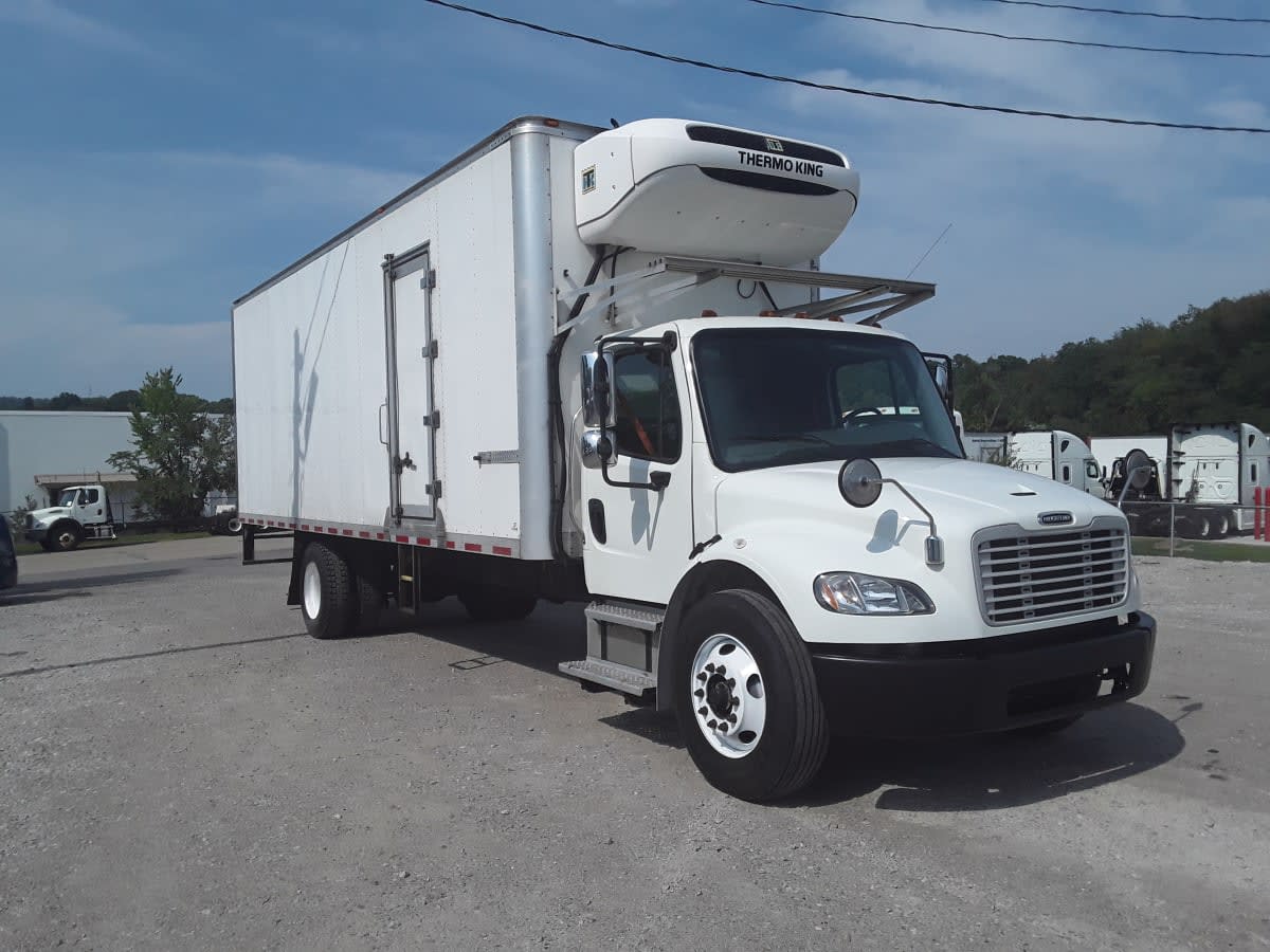 2022 Freightliner M2 106 in Pittsburgh, PA — photo 3