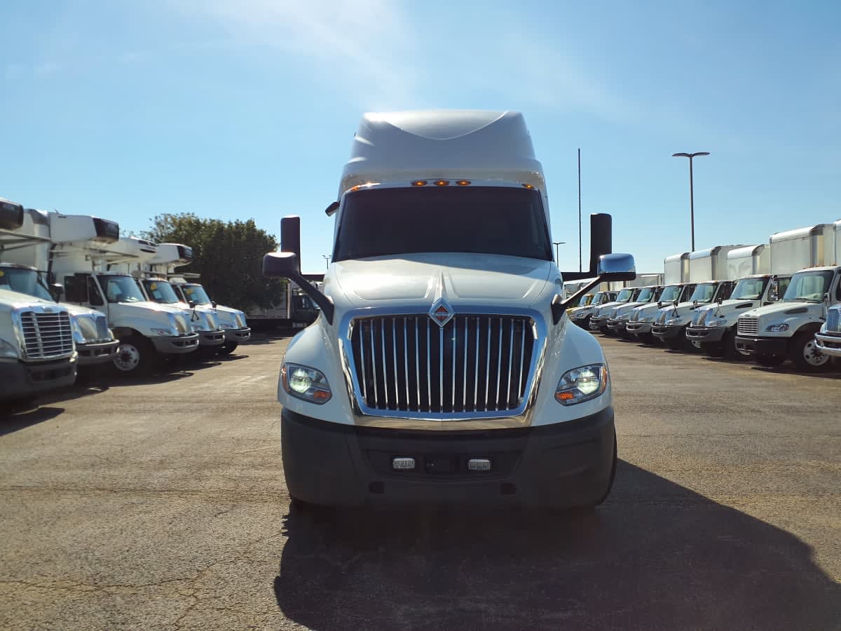 2022 Navistar International LT625 SLPR CAB 548475