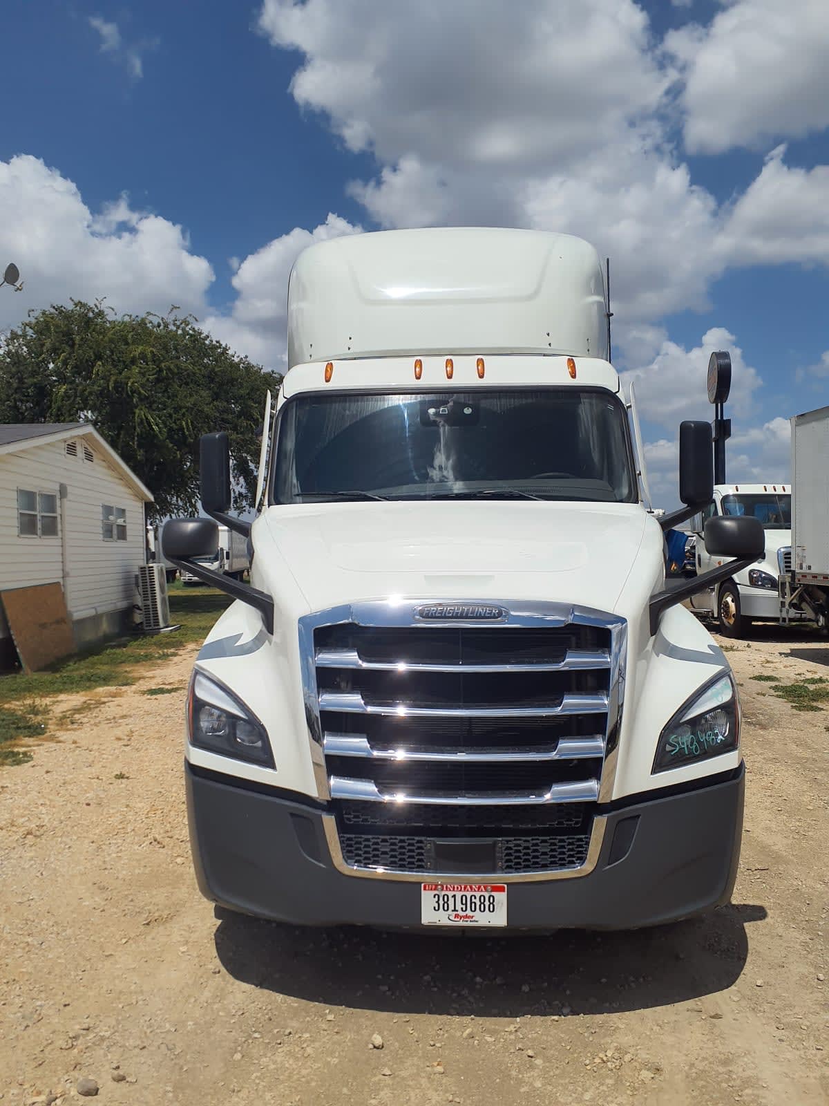 2022 Freightliner Cascadia in Converse, TX — photo 2