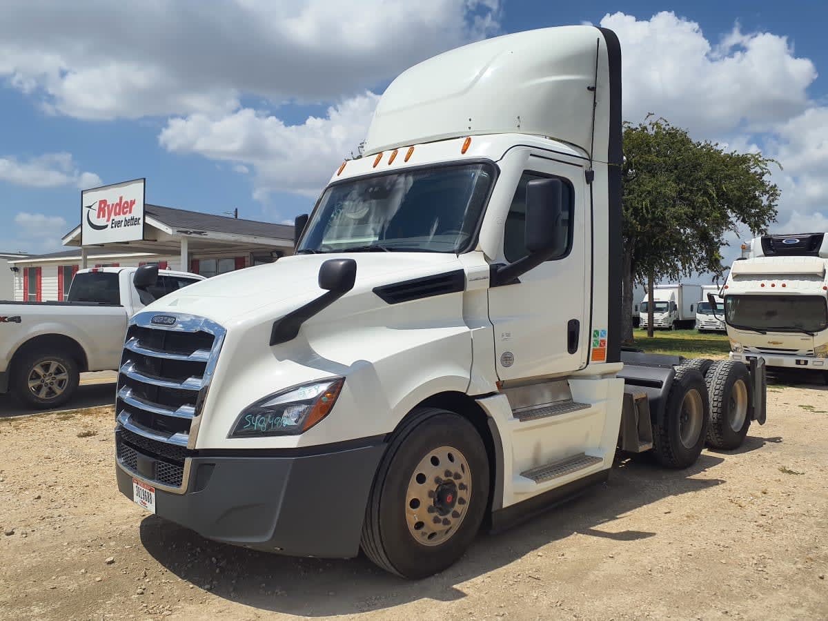2022 Freightliner Cascadia in Converse, TX — photo 3