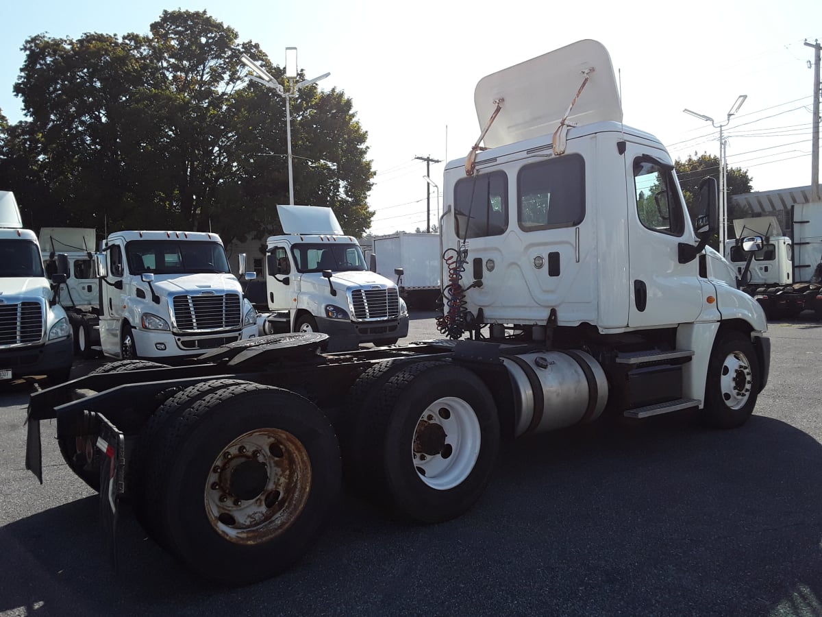 2014 Freightliner/Mercedes CASCADIA 125 548616