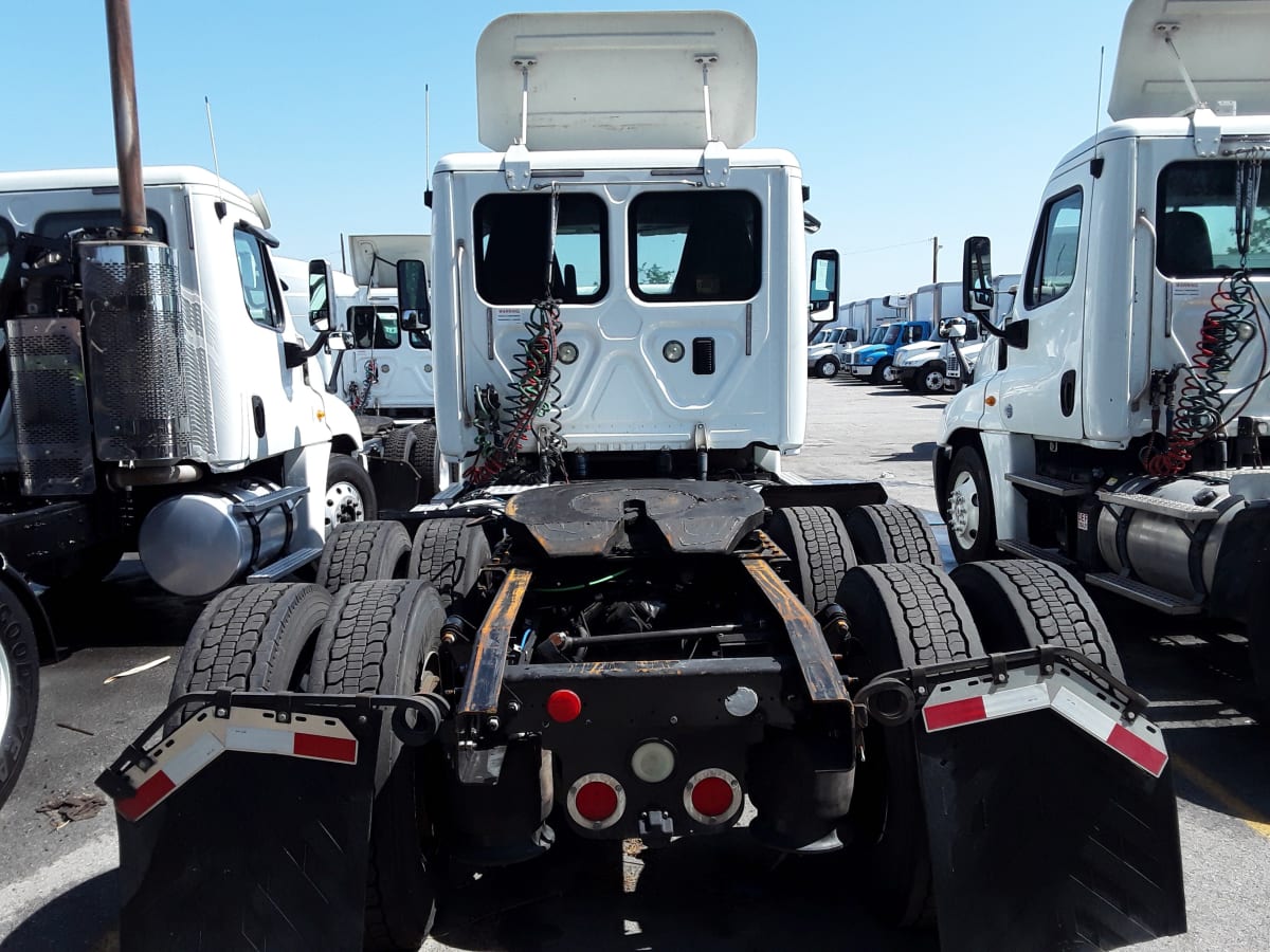 2014 Freightliner/Mercedes CASCADIA 125 548618