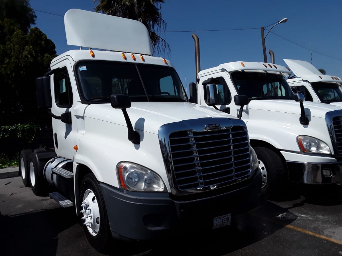 2014 Freightliner/Mercedes CASCADIA 125 548618