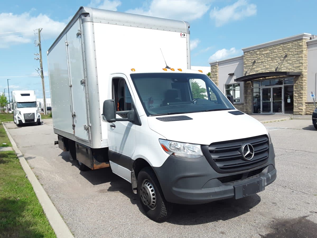 2021 Freightliner/Mercedes 3500 144WB 548690