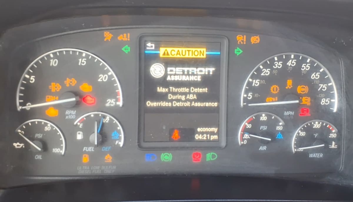 2022 Freightliner - image 9