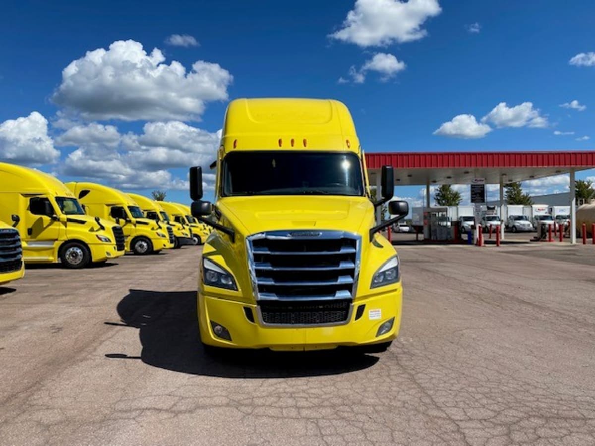 2022 Freightliner NEW CASCADIA PX12664 549319