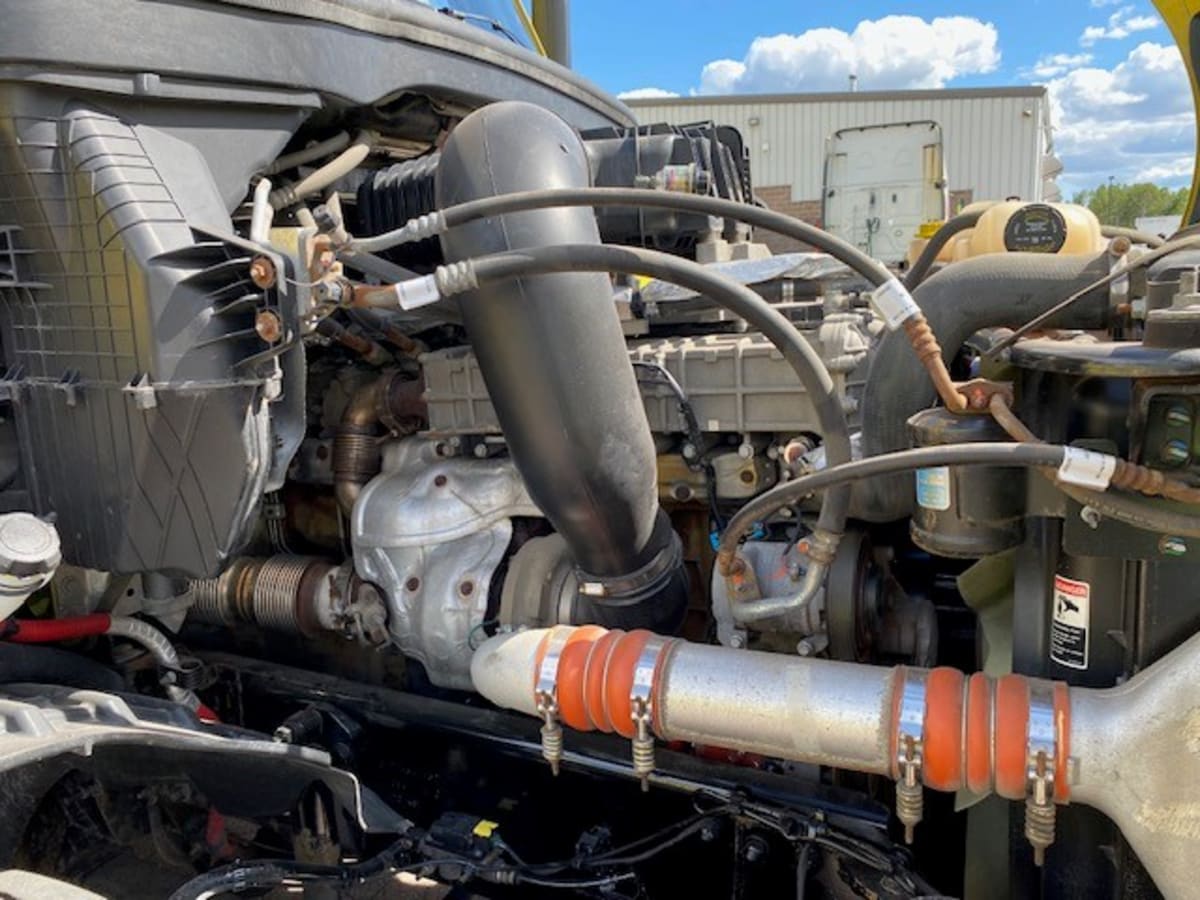 2022 Freightliner NEW CASCADIA PX12664 549321