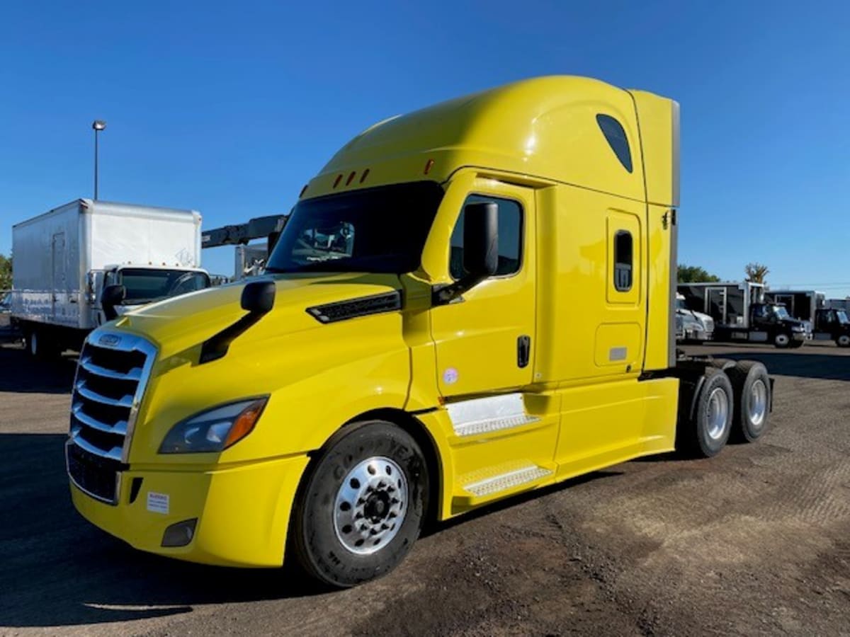 2022 Freightliner NEW CASCADIA PX12664 549330 2022 Freightliner NEW CASCADIA PX12664 549330
