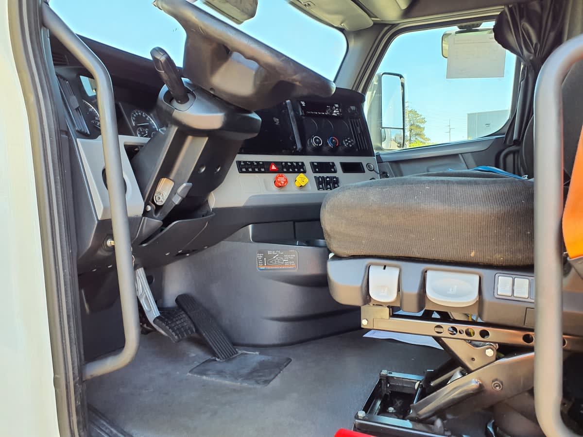 2022 Freightliner/Mercedes NEW CASCADIA PX12664 549564