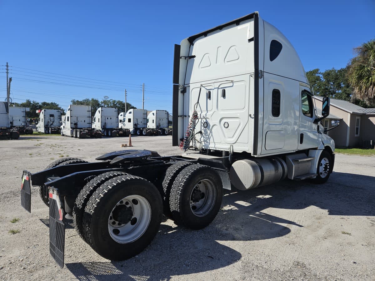 2022 Freightliner/Mercedes NEW CASCADIA PX12664 550490