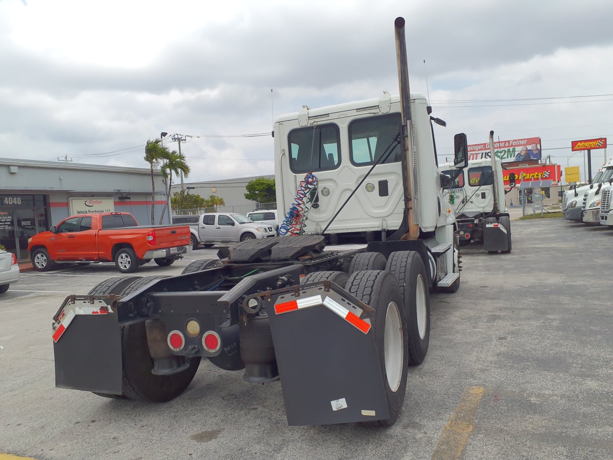 2014 Freightliner/Mercedes CASCADIA 125 551594