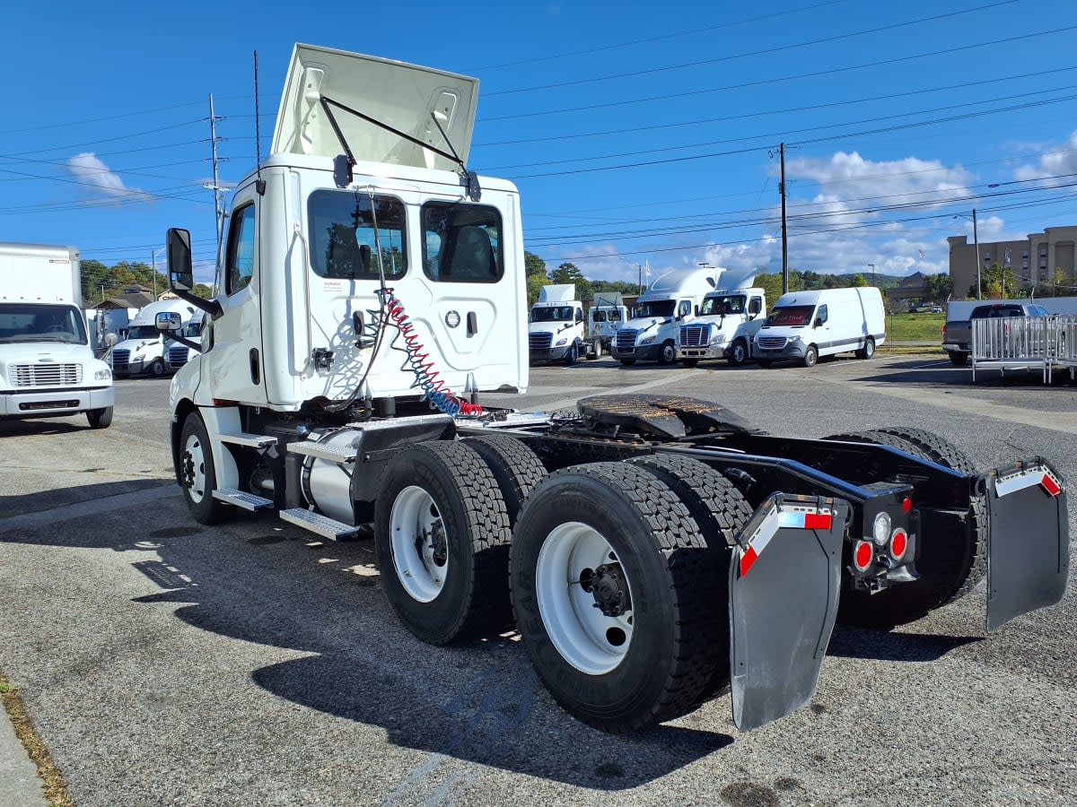 2022 Freightliner/Mercedes NEW CASCADIA PX12664 553171