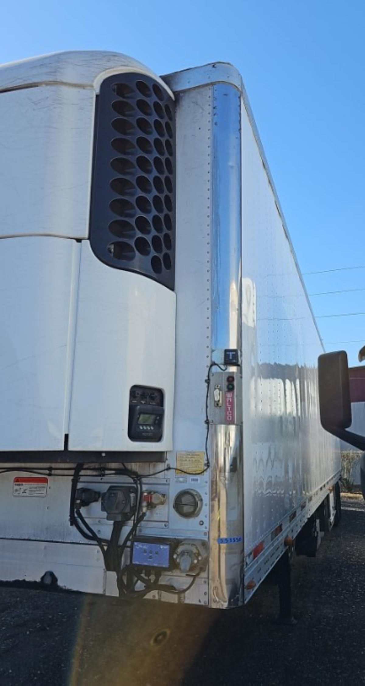 2014 Utility Trailers VS2RA 48/162/102 553550