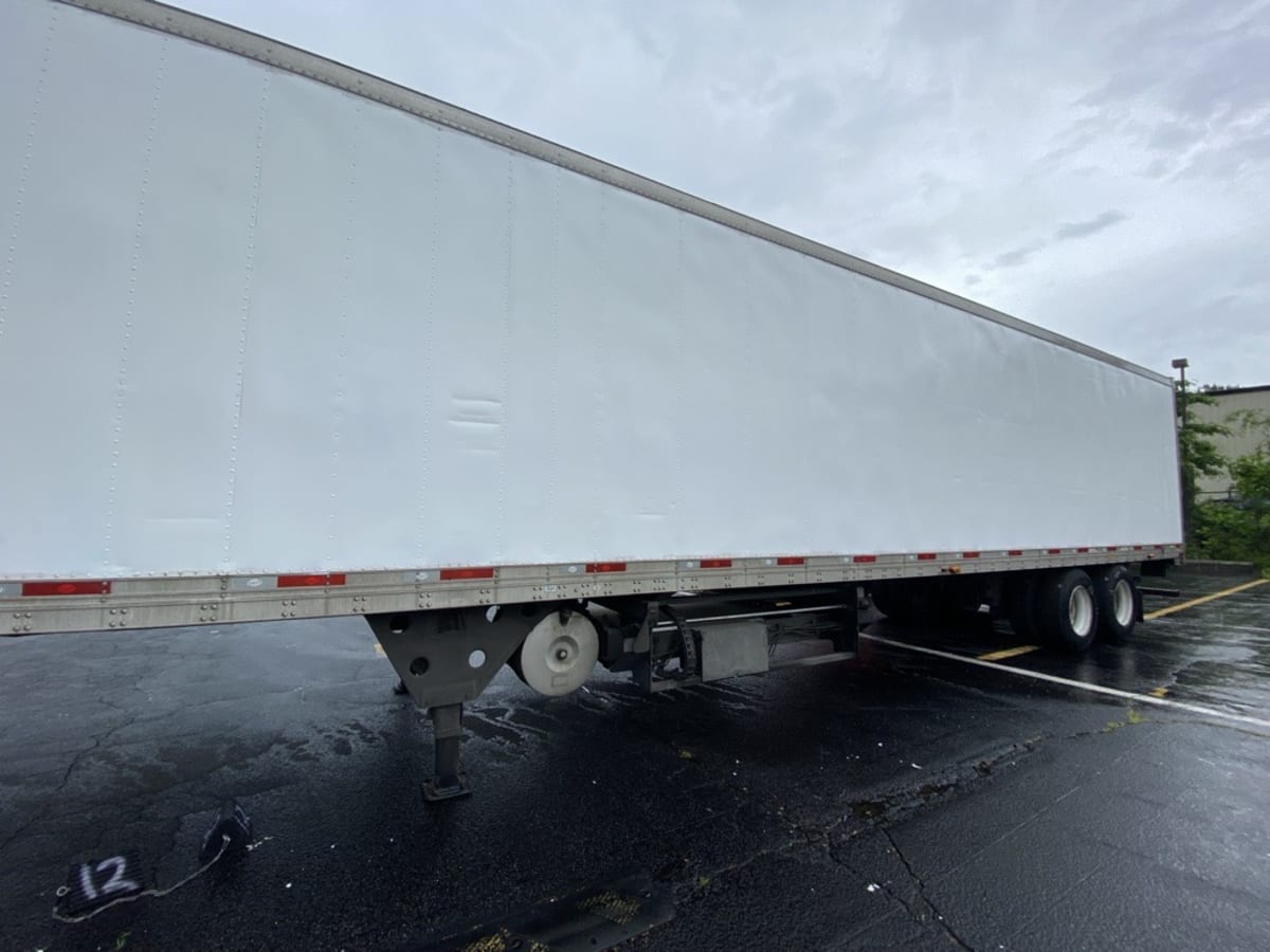 2014 Utility Trailers VS2RA 48/162/102 553694