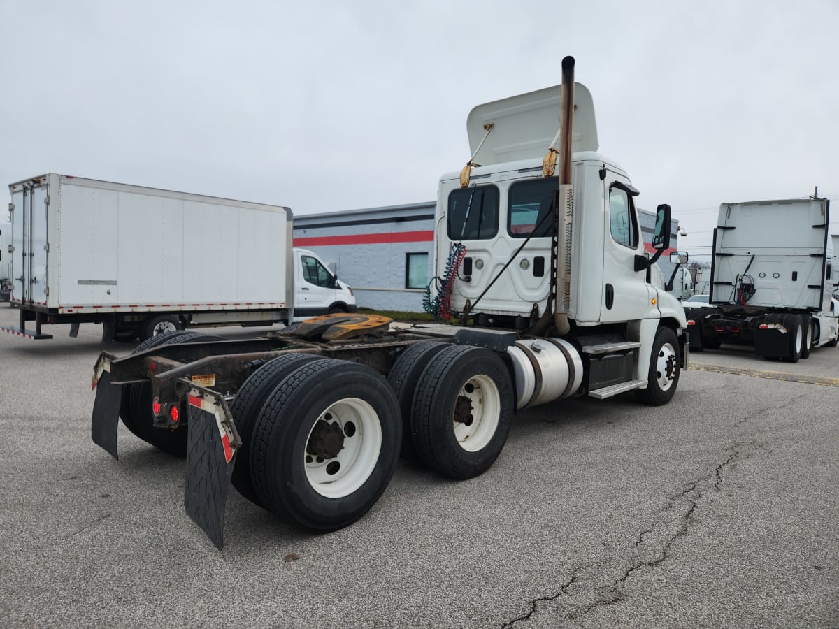 2014 Freightliner/Mercedes CASCADIA 125 554180