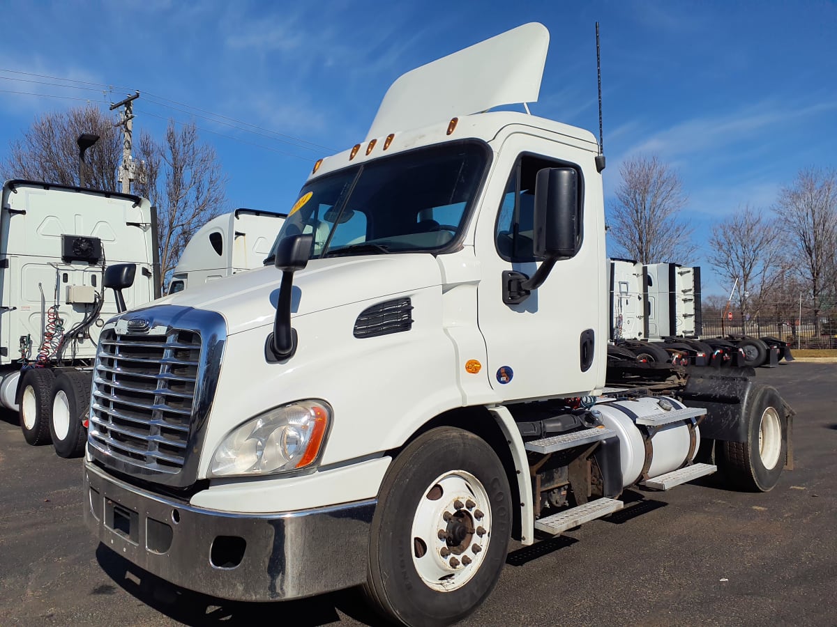 2014 Freightliner/Mercedes CASCADIA 113 554302