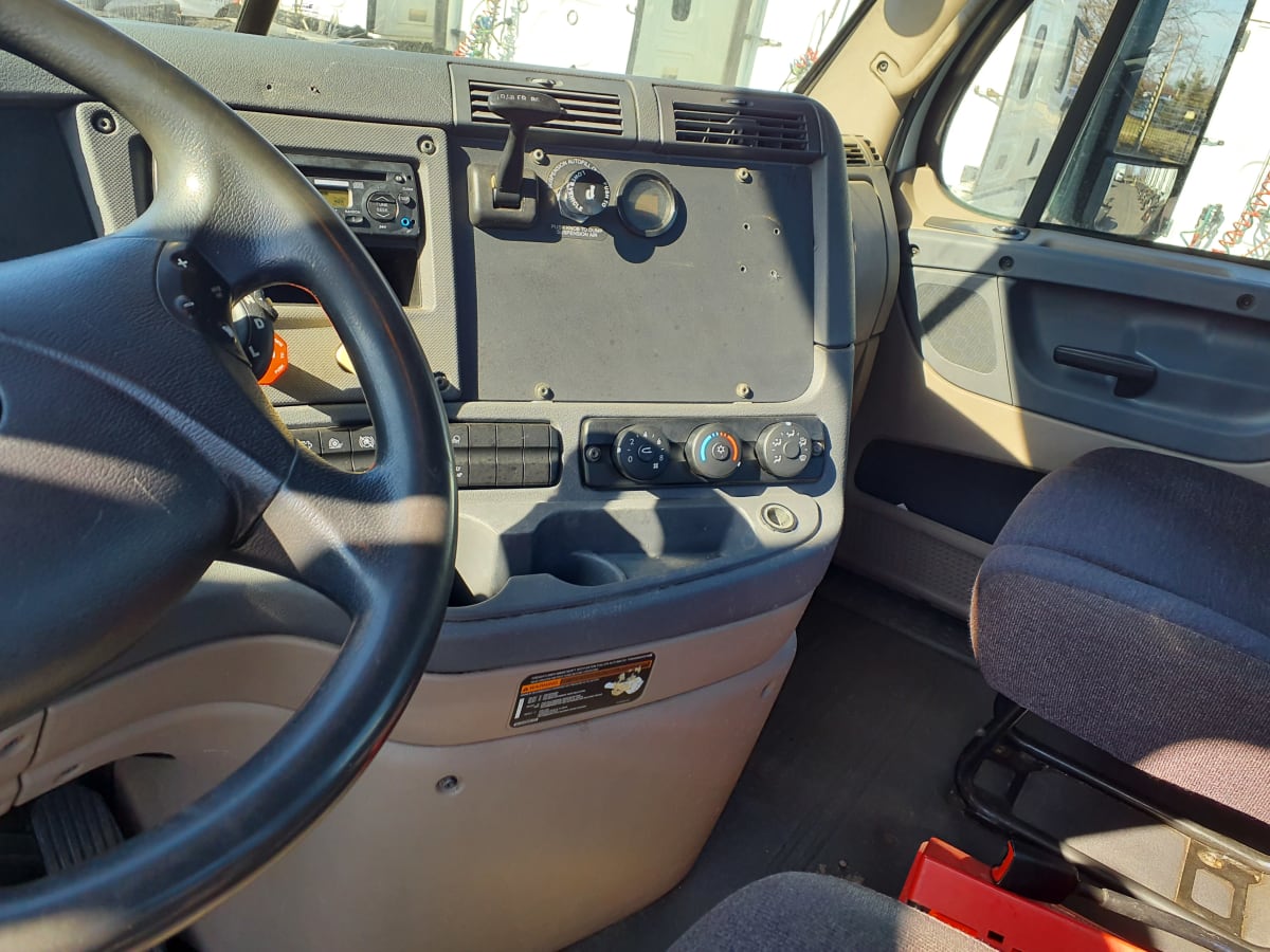 2014 Freightliner/Mercedes CASCADIA 113 554302