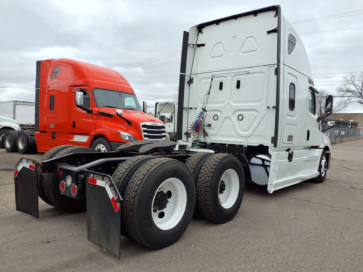 2022 Freightliner/Mercedes NEW CASCADIA PX12664 555201