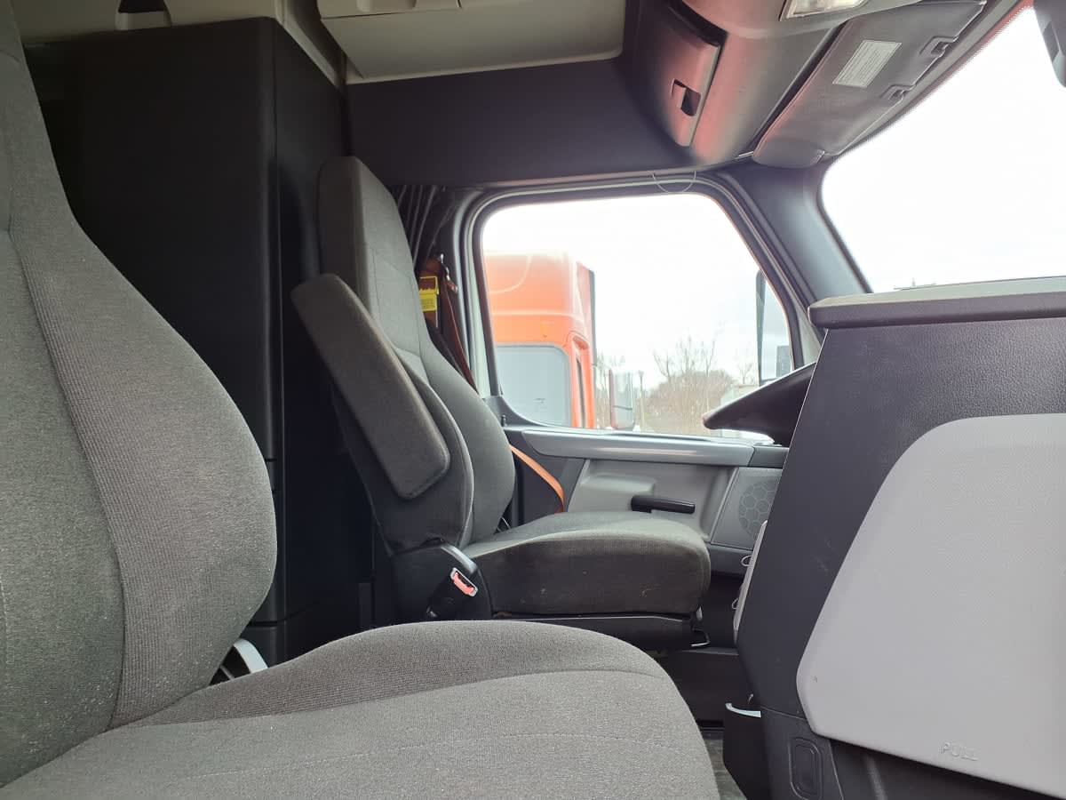 2022 Freightliner/Mercedes NEW CASCADIA PX12664 555201