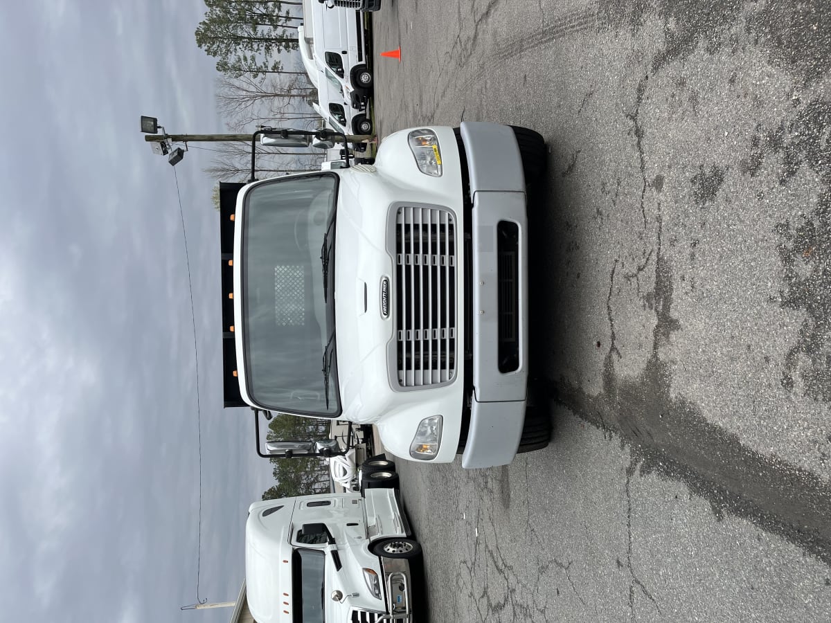 2014 Freightliner/Mercedes M2 106 555769